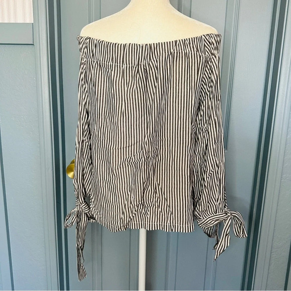 NEW 7 For All Mankind Off the Shoulder Striped Bow Tie Sleeves Blouse - Picture 7 of 9